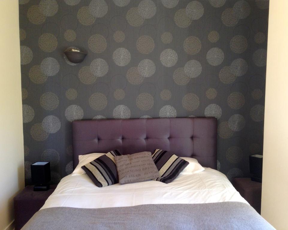 L'Hotel Du Perigord Aubeterre-sur-Dronne Room photo